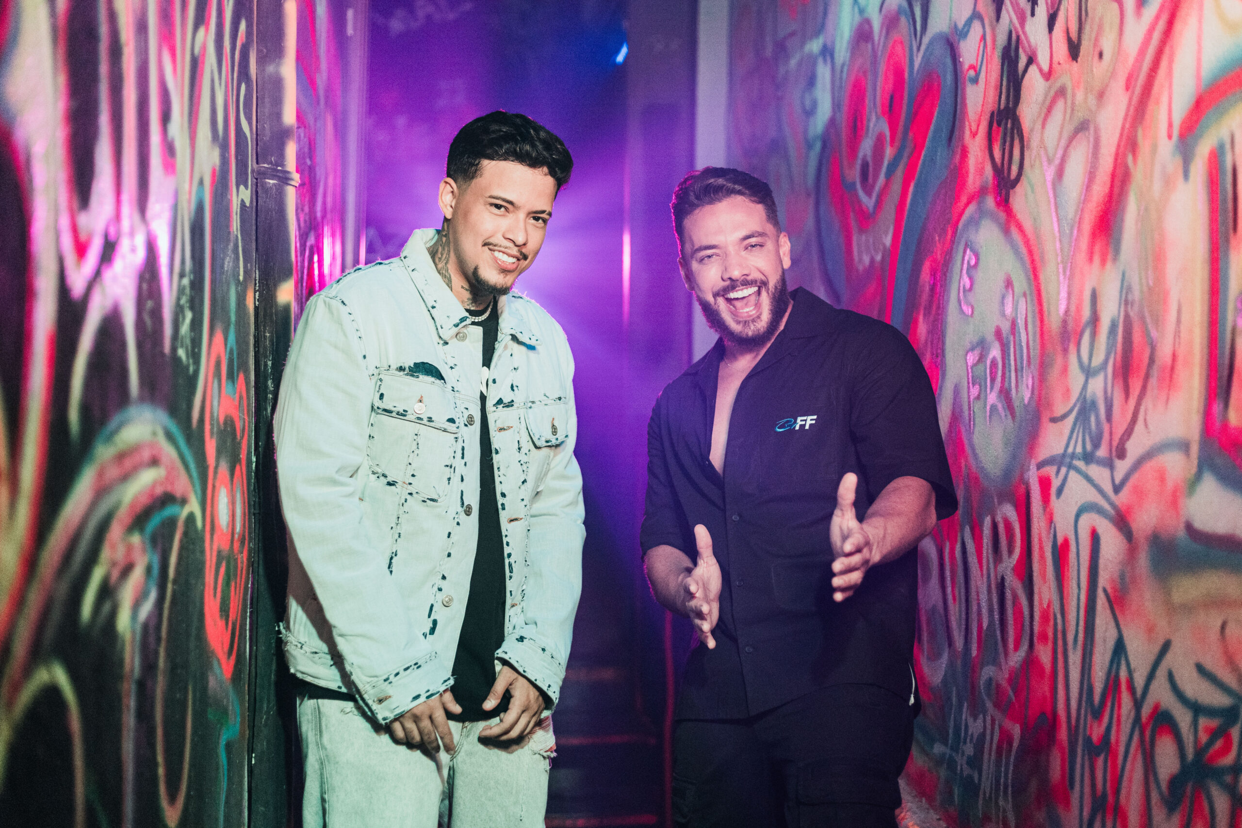 Wesley Safadão e Felipe Amorim se unem em “Novinha não chora”