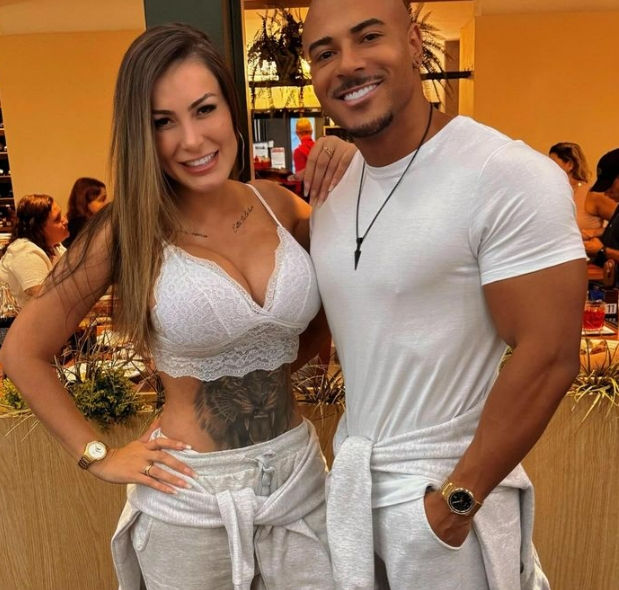 Andressa Urach se revolta após mulher assediar seu marido nas redes sociais: “Ele é casado”